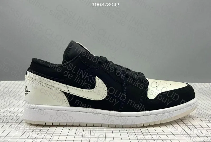 Air Jordan 1 Low SE 7