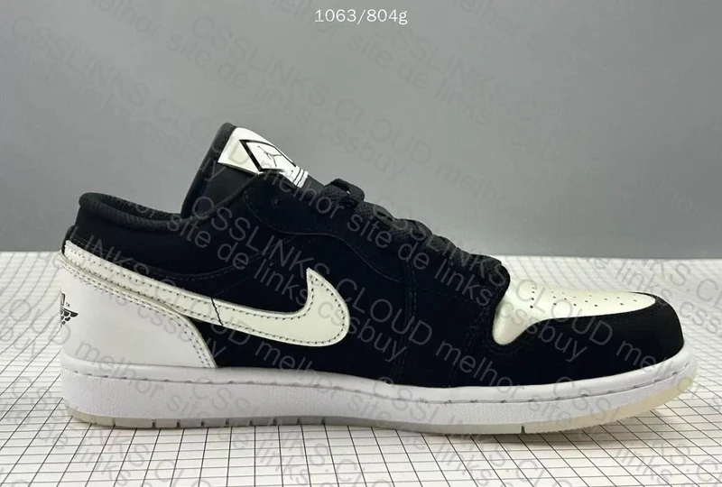 Air Jordan 1 Low SE 8