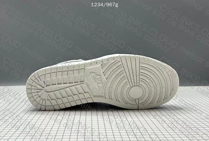 Air Jordan 1 Low SE