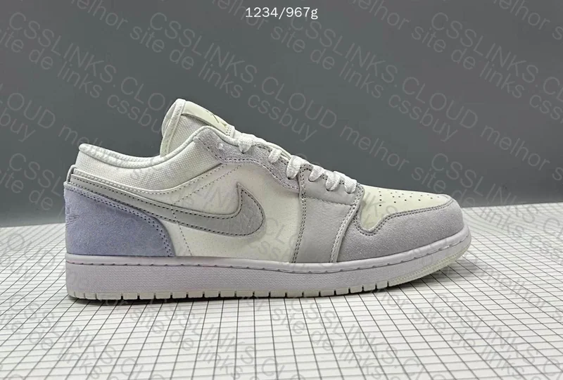 Air Jordan 1 Low SE 7