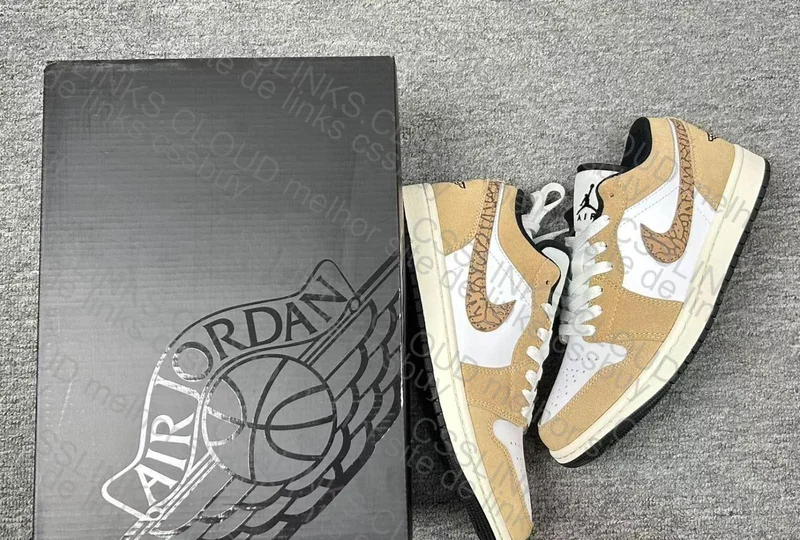 Air Jordan 1 Low SE 2