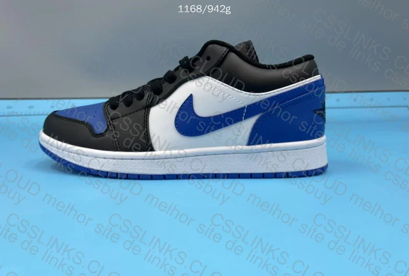 Air Jordan 1 Low SE 4