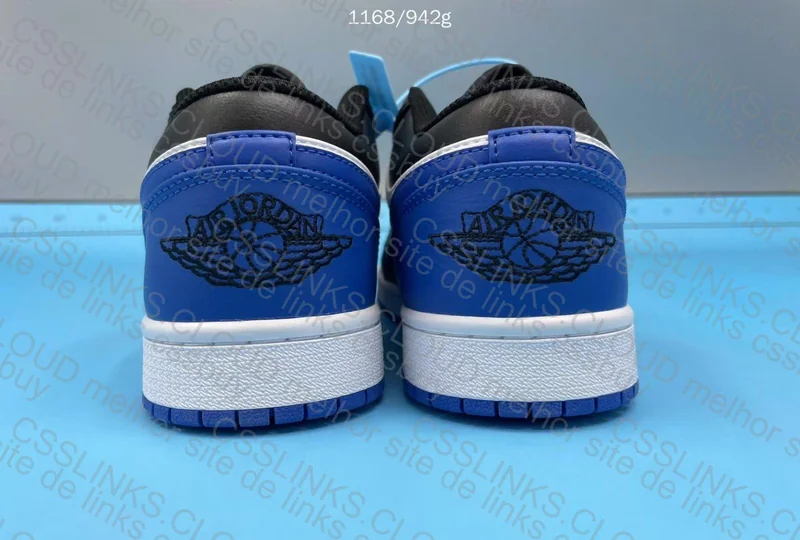 Air Jordan 1 Low SE 9