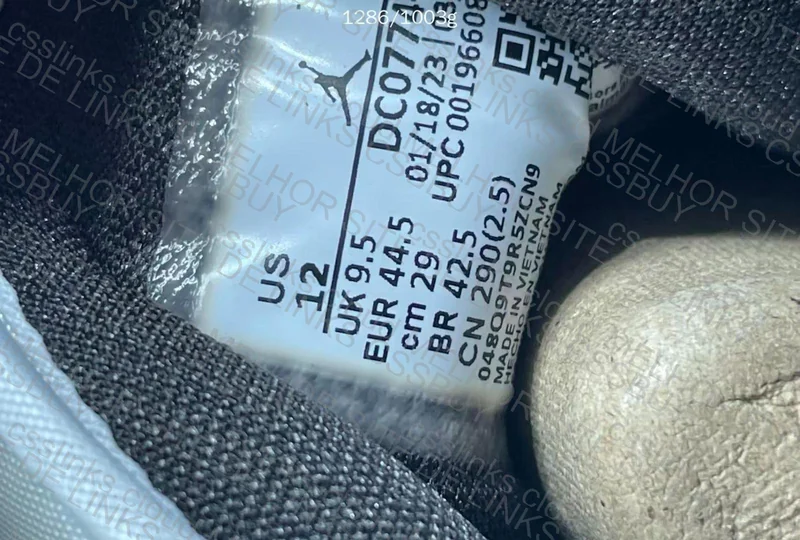 Air Jordan 1 Low SE 2