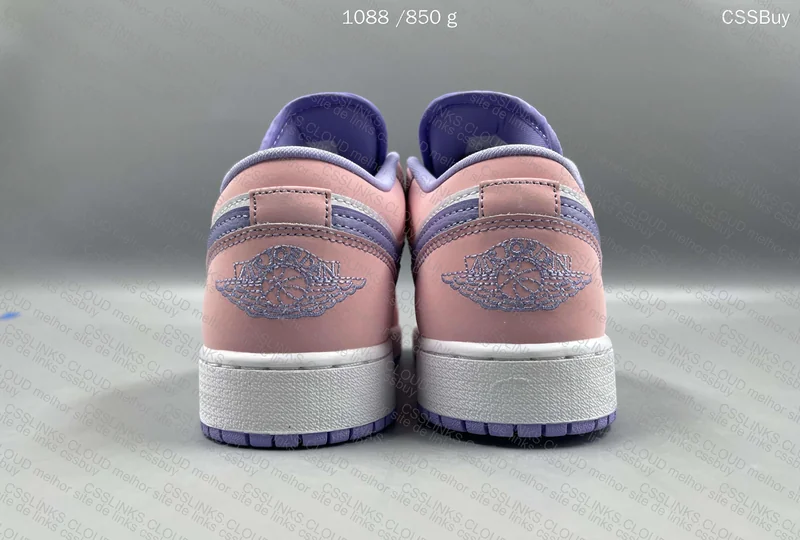 Air Jordan 1 Low SE Arctic Punch 3
