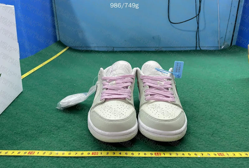 Air Jordan 1 Low SE Barely Green 5