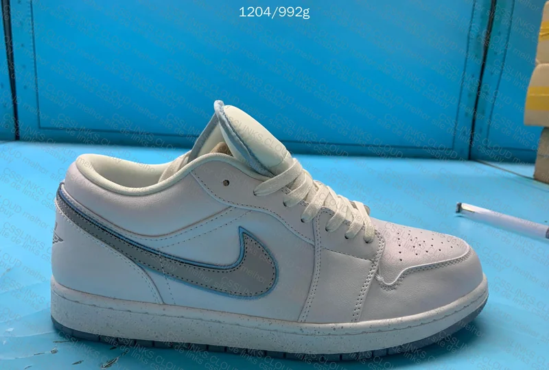 Air Jordan 1 Low SE 'Dare to Fly' 5