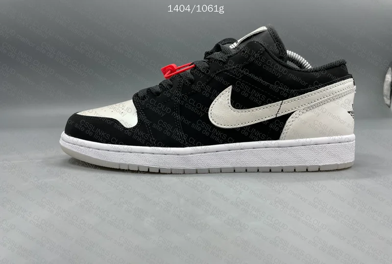 Air Jordan 1 Low SE Diamond 5
