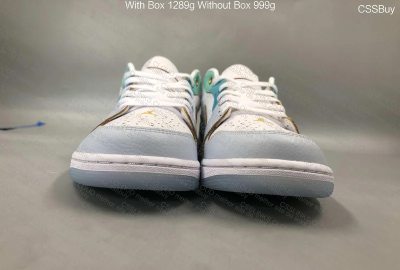 Air Jordan 1 Low SE 'Emerald Rise' 4