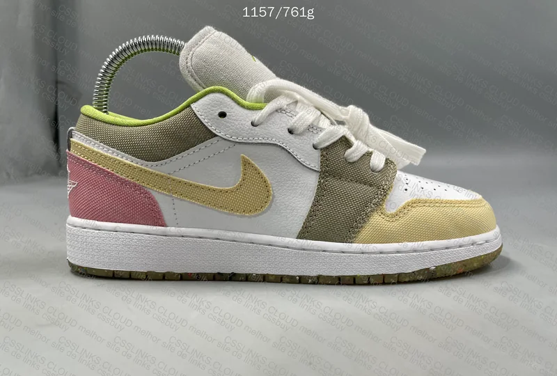 Air Jordan 1 Low SE Flowerchild GS Pastel