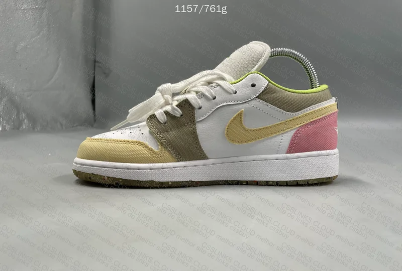 Air Jordan 1 Low SE Flowerchild GS Pastel 4