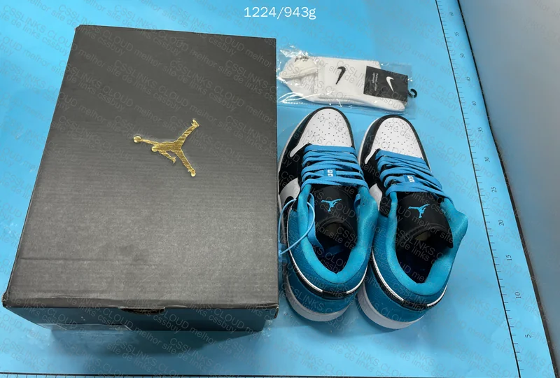 Air Jordan 1 Low SE 'Laser Blue' | DT Batch