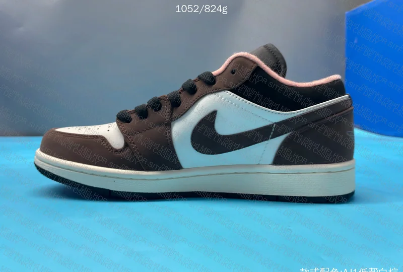 Air Jordan 1 Low SE Mocha 7