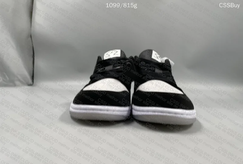 Air Jordan 1 Low SE Panda Grey 8