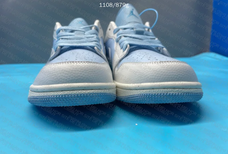Air Jordan 1 Low SE Reverse Ice Blue 10