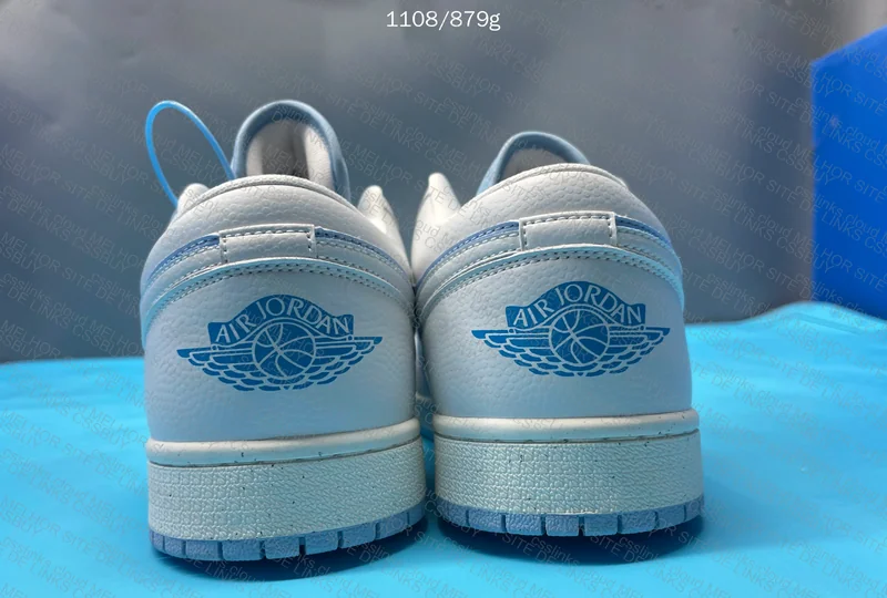 Air Jordan 1 Low SE Reverse Ice Blue 2
