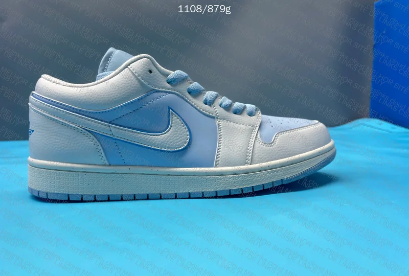 Air Jordan 1 Low SE Reverse Ice Blue 3