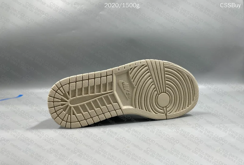 Air Jordan 1 Low SE Sail Rattan University Red 5