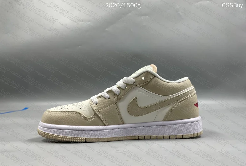 Air Jordan 1 Low SE Sail Rattan University Red 9