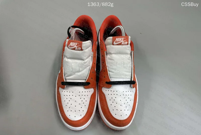 Air Jordan 1 Low SE Starfish 2