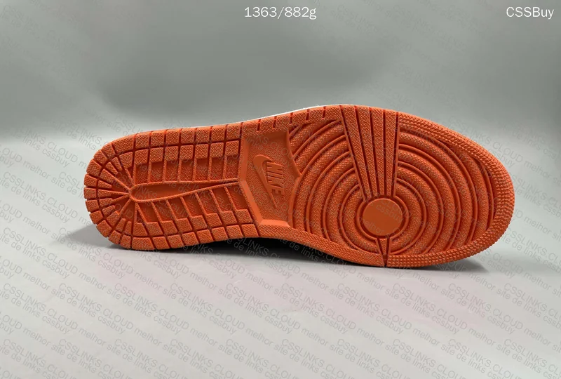 Air Jordan 1 Low SE Starfish 5