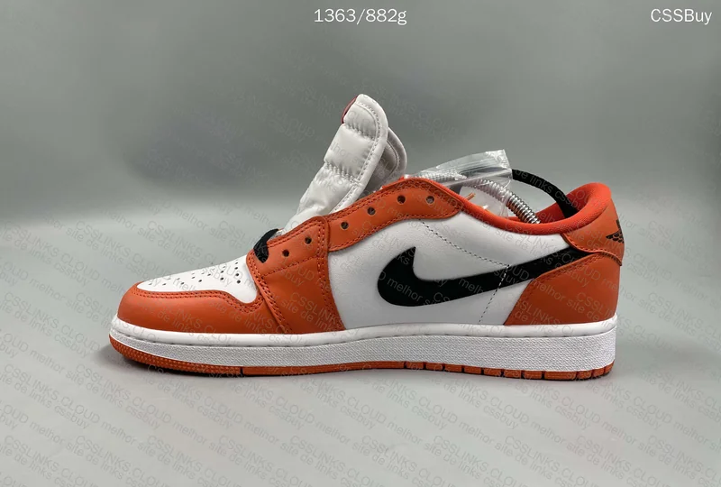 Air Jordan 1 Low SE Starfish 6