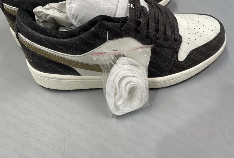 Air Jordan 1 Low 'Shadow Brown' 10