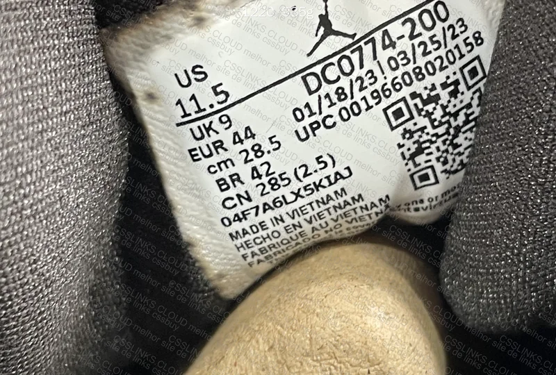 Air Jordan 1 Low Shadow Brown 9