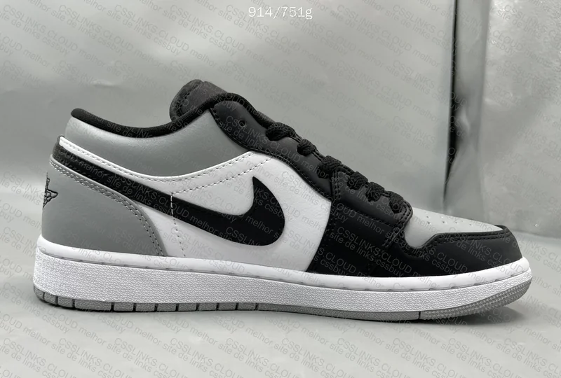 Air Jordan 1 Low Shadow Toe 4