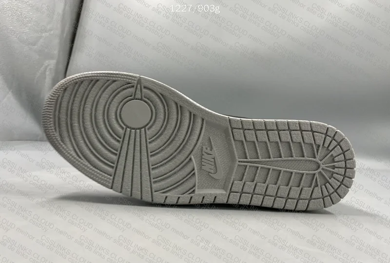 Air Jordan 1 Low 'Shadow Toe' 5