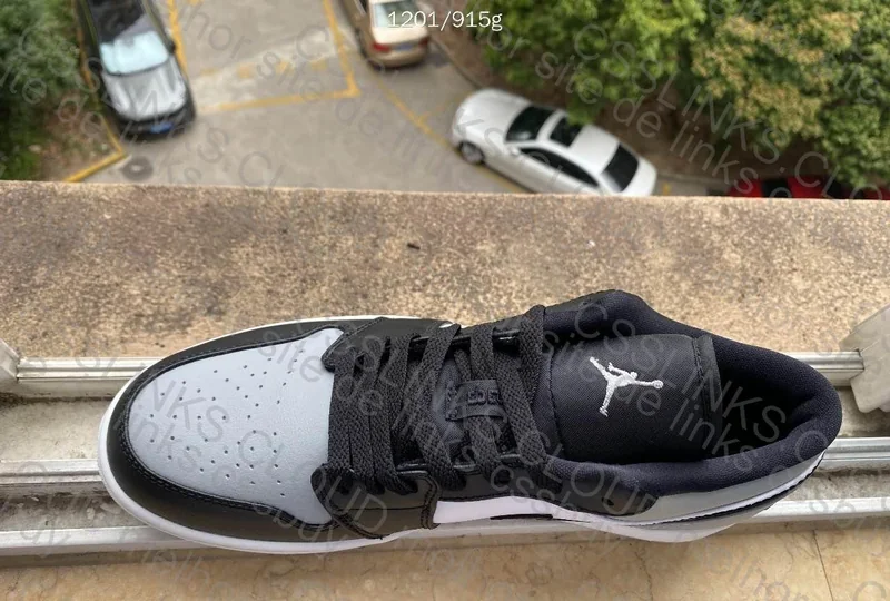 Air Jordan 1 Low 'Shadow Toe'