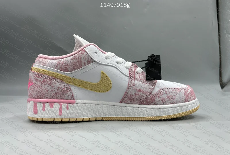 Air Jordan 1 Low - Strawberry Ice Cream 5