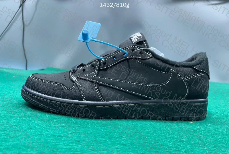 Air Jordan 1 Low Travis Black Phantom FK 4