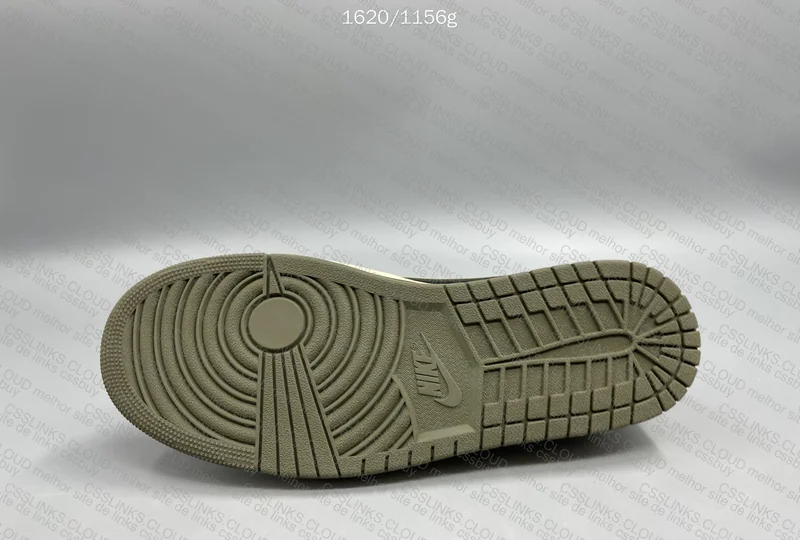 Air Jordan 1 Low Travis Olive 6