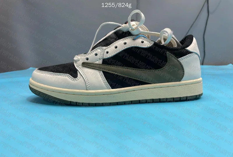 Air Jordan 1 Low Travis Olive 3