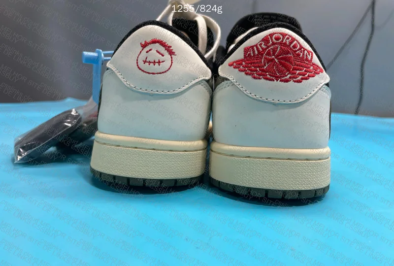 Air Jordan 1 Low Travis Olive 5