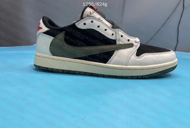 Air Jordan 1 Low Travis Olive 8