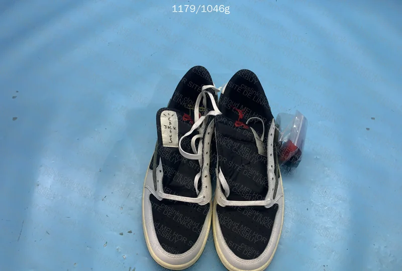 Air Jordan 1 Low Travis Olive PK 2
