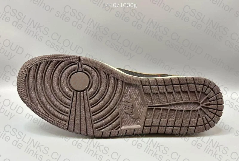 Air Jordan 1 Low Travis Scott 4