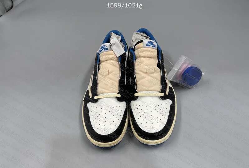Air Jordan 1 Low Travis Scott Fragment FK