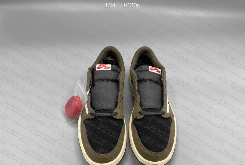 Air Jordan 1 Low Travis Scott Mocha