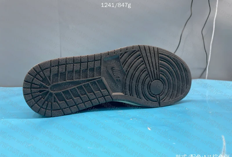 Air Jordan 1 Low Travis Scott Mocha 8