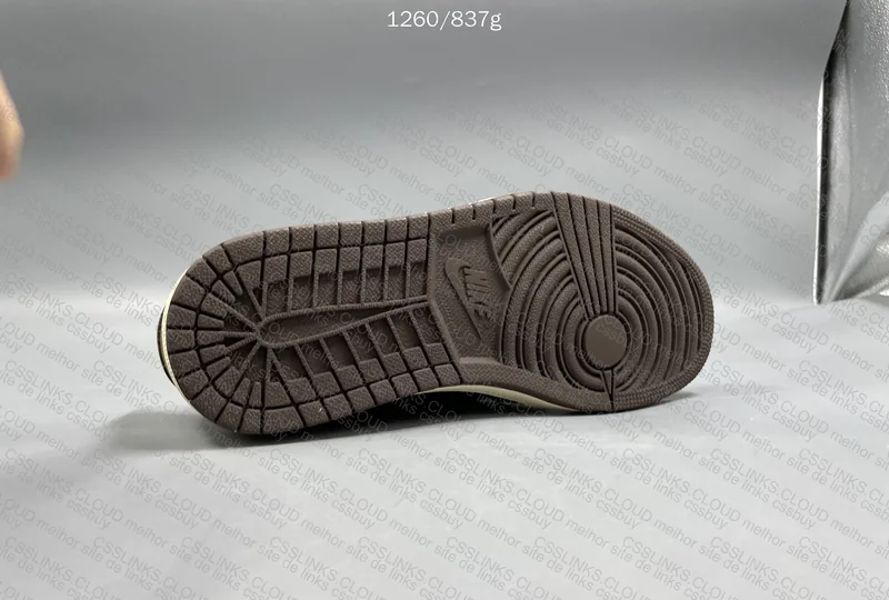Air Jordan 1 Low Travis Scott Mocha FK GL? 6