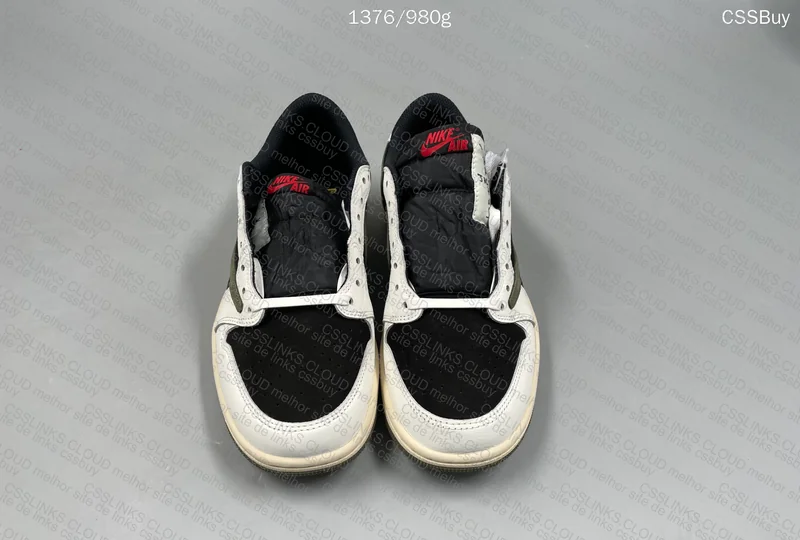 Air Jordan 1 Low Travis Scott Olive 2