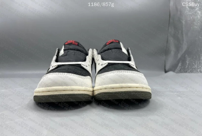 Air Jordan 1 Low Travis Scott Olive 2