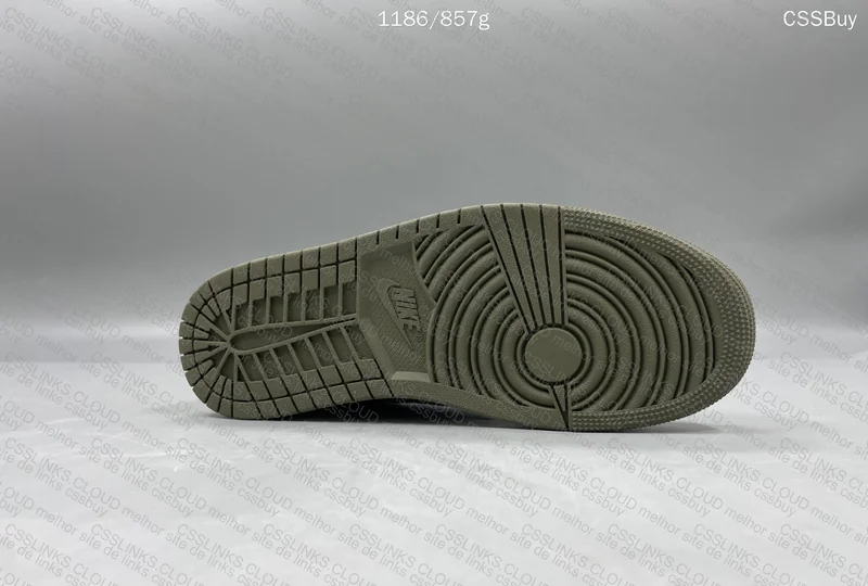 Air Jordan 1 Low Travis Scott Olive 9