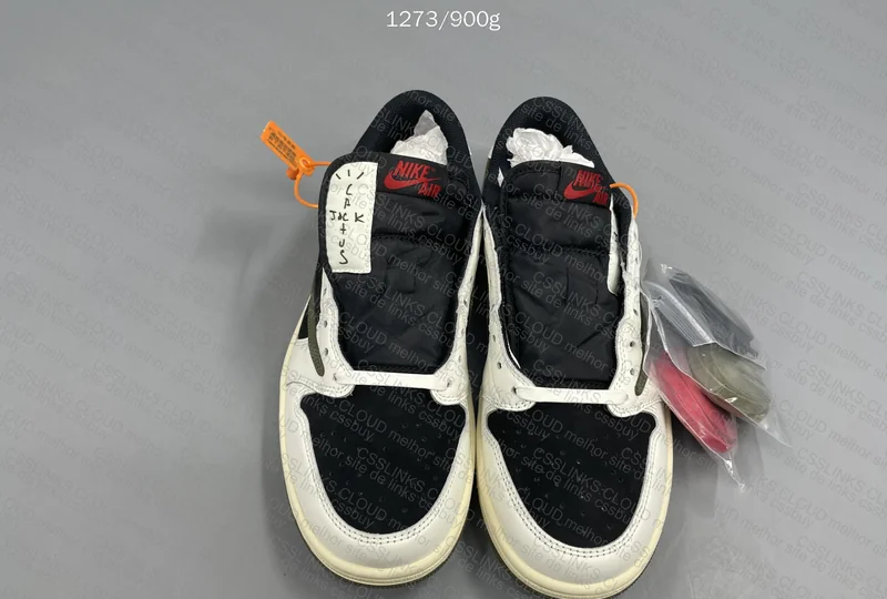 Air Jordan 1 Low Travis Scott Olive