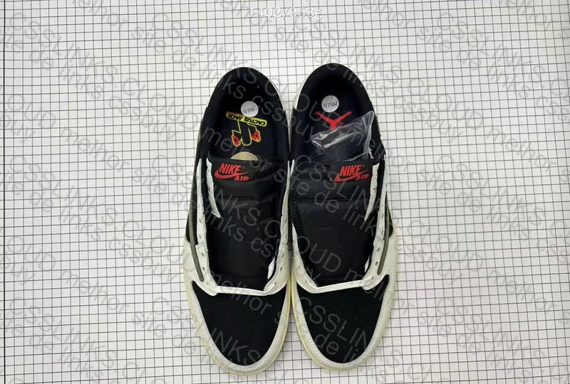 Air Jordan 1 Low Travis Scott OVO 4