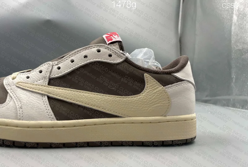 Air Jordan 1 Low Travis Scott Reverse 3