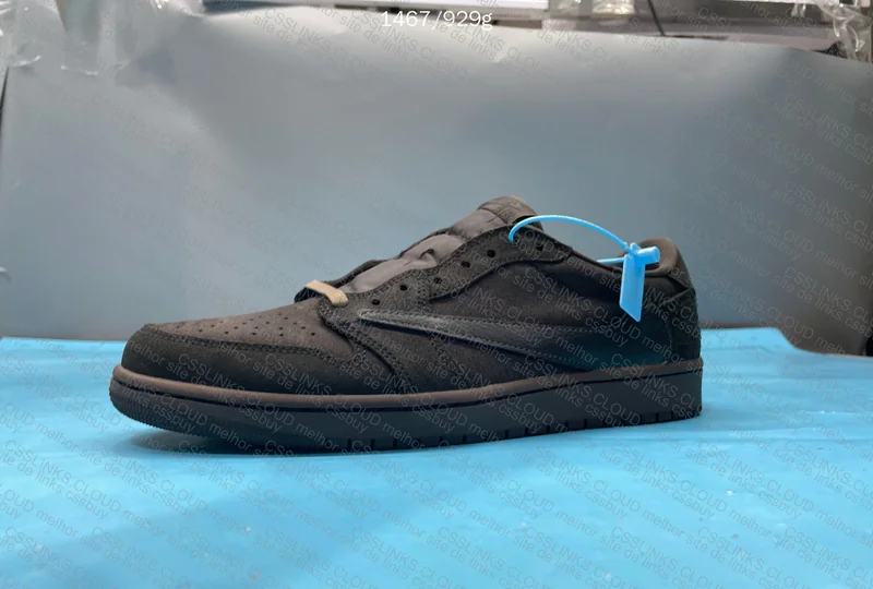 Air Jordan 1 Low Travis Scott Velvet Brown 5